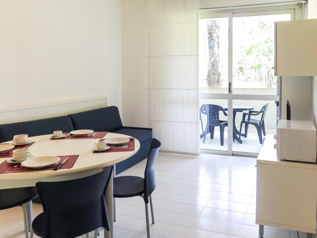 Apartment Parco Hemingway-1 By Interhome Lignano Sabbiadoro Ngoại thất bức ảnh